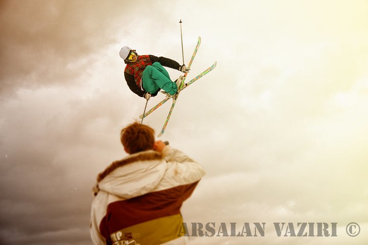 cork 9 på järvsö big air. Foto: Arsalan Vaziri. Åkare: Alexander Sverin.