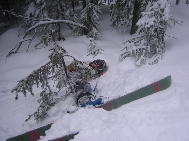 Haha, härlig dag i Trysil med många vurpor. Tror. Foto: Josefine Boström. Åkare: Malin Thorildsson.