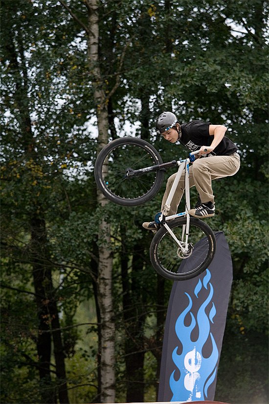 Foto: Kenneth Einars. Åkare: Okänd.