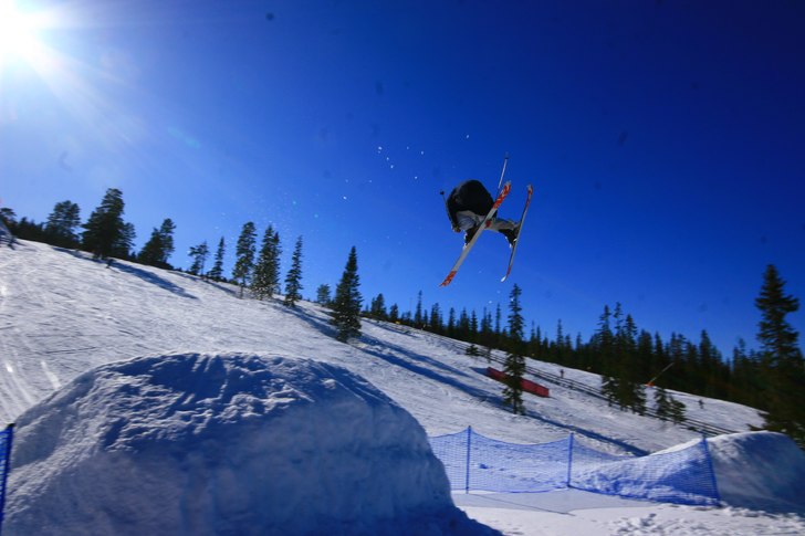 slask!. Foto: Anders Wahlgren. Åkare: Jesper Wahlgren.