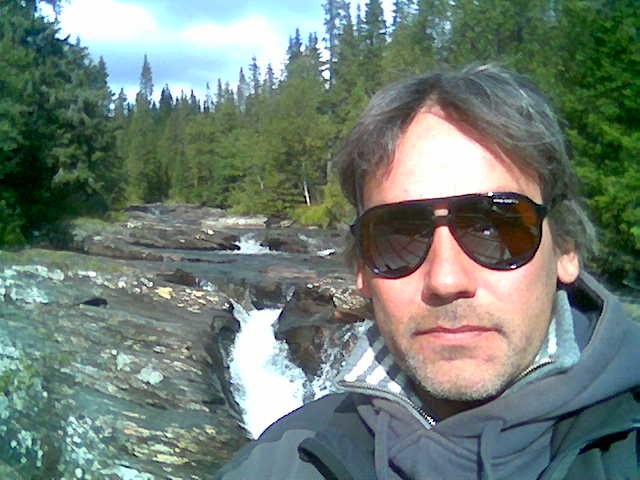 Höst vandring. Foto: Henning Westgard. Åkare: Jag.