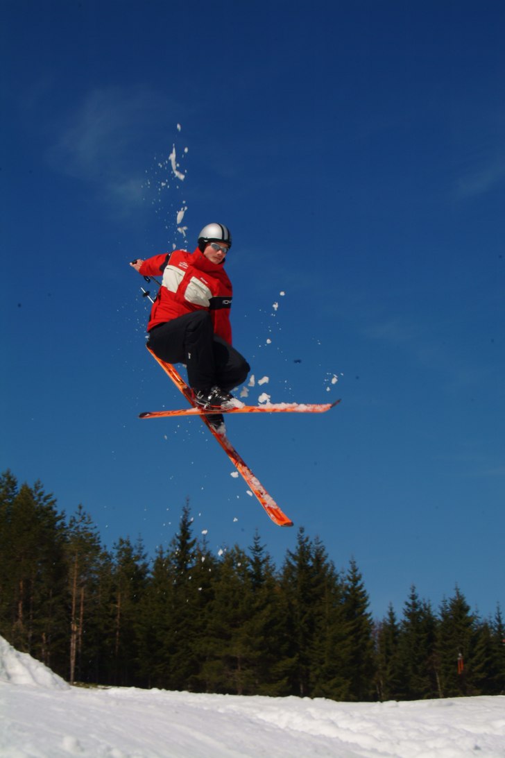Aldrig laddat stora hopp tidigare!!!. Foto: Joakim Molander. Åkare: Jesper Sandin.