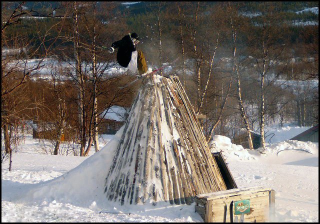 Mitt i Lappland eller vad ?. Foto: Pelle Frändfors. Åkare: Gustav Frändfors.