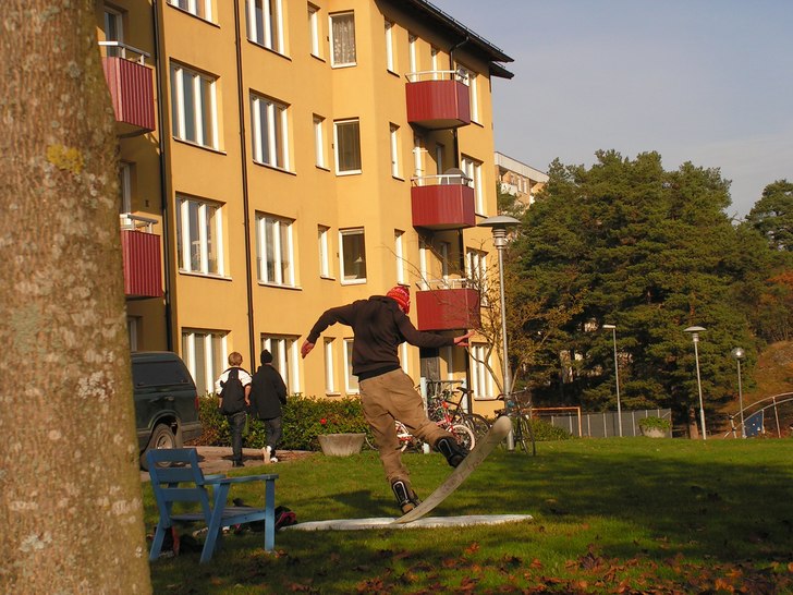 Snowboardabstinensen blir för stor ibland, då du. Foto: Joakim Karlsson. Åkare: Elias Holm.
