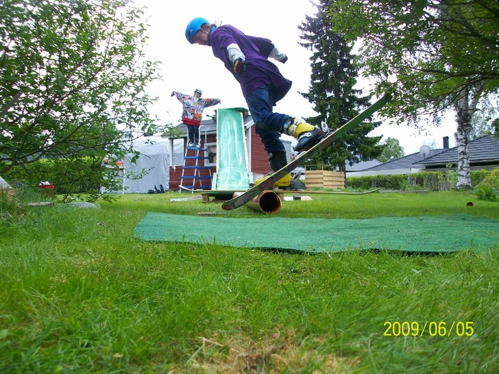 summa rail !
lock !

http://jibbering.blogg.se/. Foto: bergztrom. Åkare: jag..