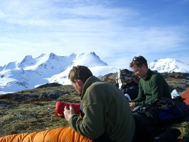 frukost på sängen. Foto: Oscar Darle.