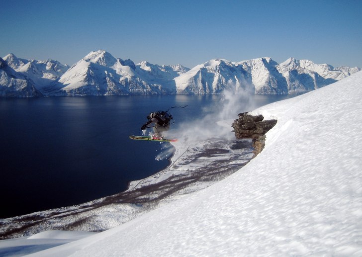 Canon Ixus 40, . Foto: Odd Roar Salamonsen. Åkare: Bill Strand.