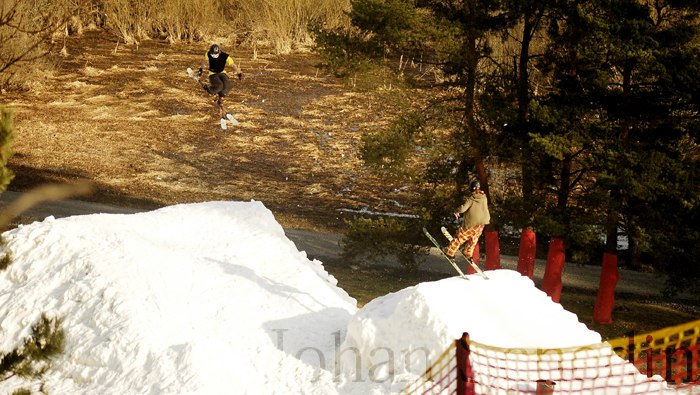 Kör lite follow-cam å provar en 720-rotation med. Foto: Johan Schedin. Åkare: Patrik Nordholm följt av Gustav Cederholm.
