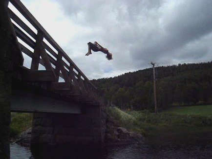 Taget ur film. Foto: Vet ej. Åkare: Markus Krantz.
