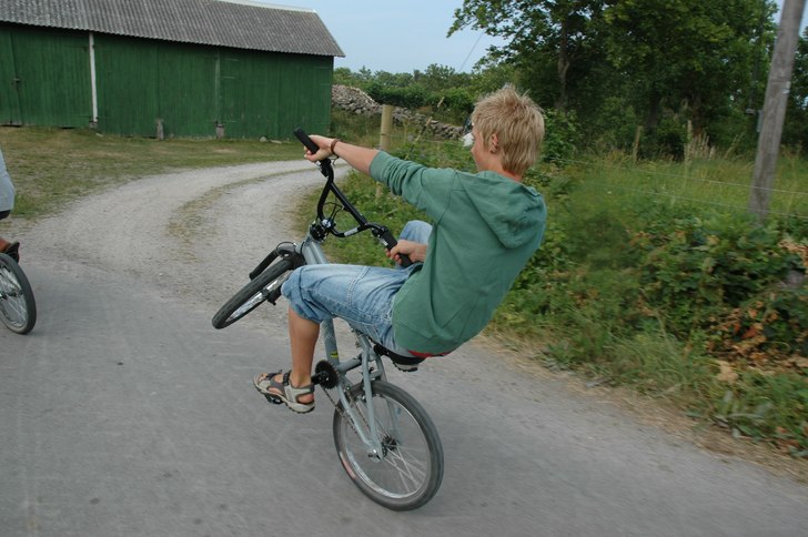 bakhjulet. Åkare: Anton svensson.