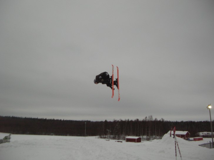 b-flip. Foto: gurra. Åkare: peter renfors-jag.