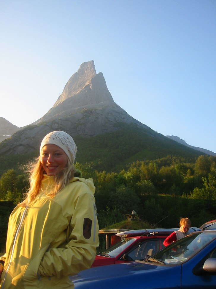 Klatring på Stetinden sommer`n 2005.. Foto: Fredrik Sandberg. Åkare: Kristine Hansen.