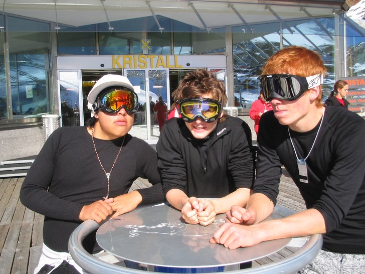 VI är ju för SKÖNA!. Foto: någon ;P. Åkare: Jag, jabe Och Palm.