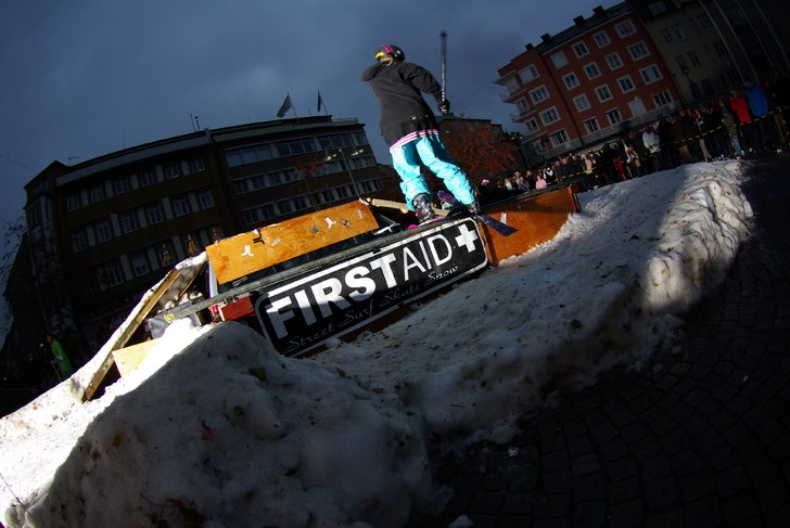 270av. Foto: Björn. Åkare: Pernilla Johansen.