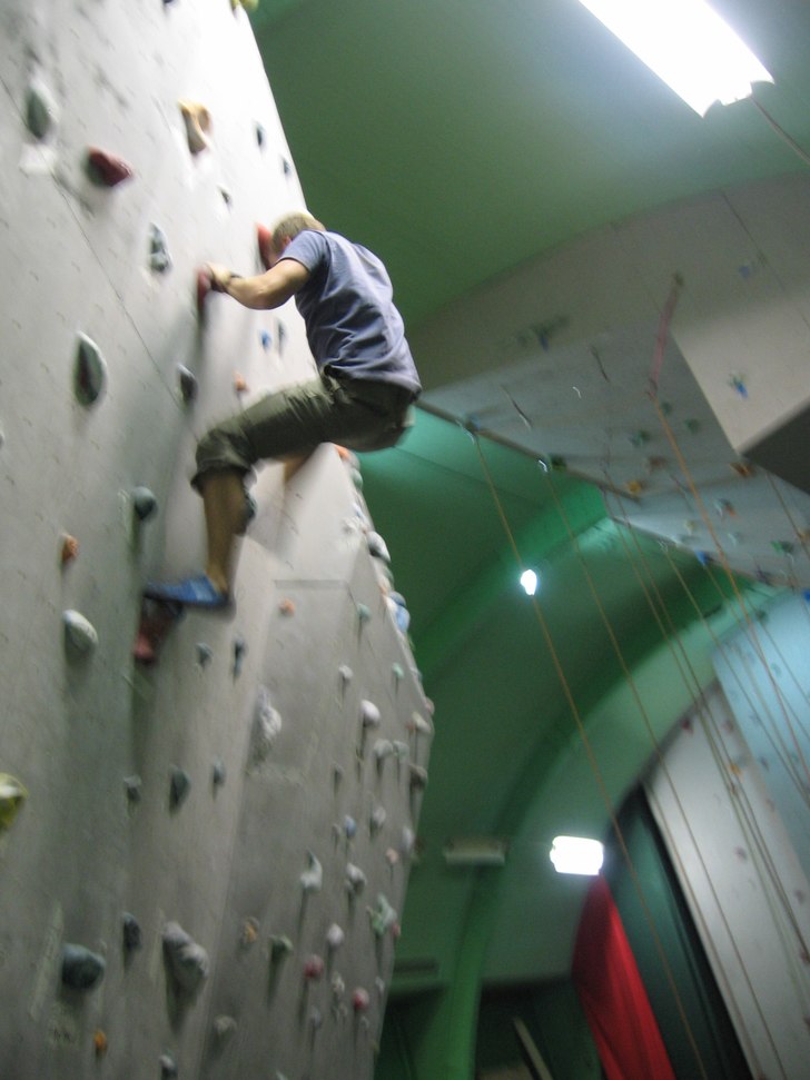 Lite Boulder träning inför sommaren.. Foto: Stoffe. Åkare: Nicke.