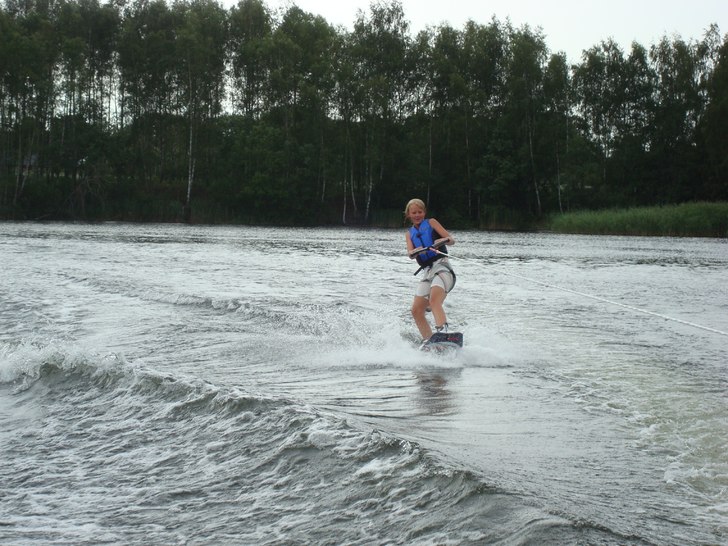 Jag är lite nybörjare, kanske syns på bilden xD. Foto: Fredda. Åkare: Elin.