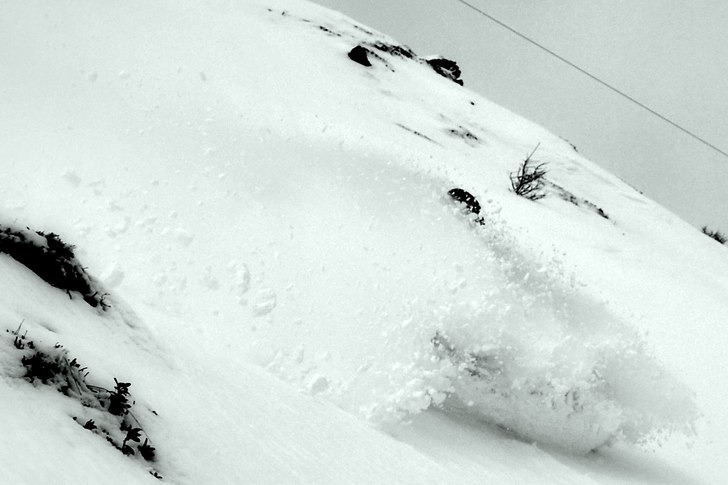 Henke bränner på, skönaste dagen på säsongen.. Foto: Petteri Koste. Åkare: Henrik Mideroos.
