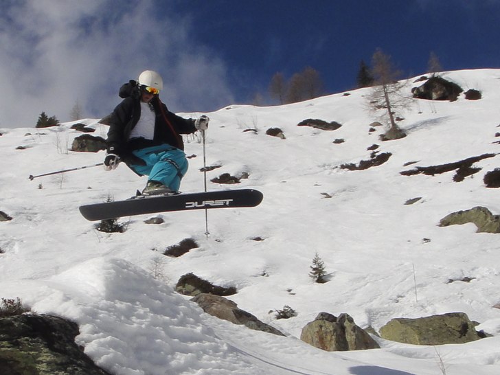 ensam är stark... Ibland i alla fall. Foto: Isac wadsten. Åkare: Marcus wadsten.