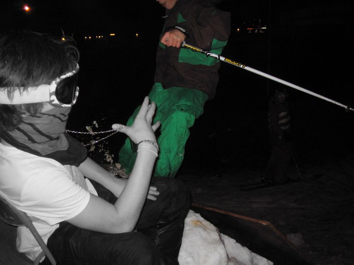 bajs. Foto: Noah. Åkare: Måns Och Málle.