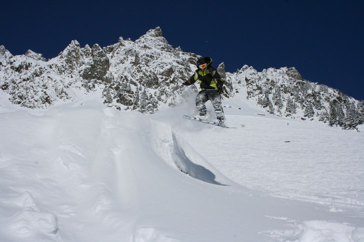 Ett litet hopp!!. Foto: Arvid. Åkare: Jag!.