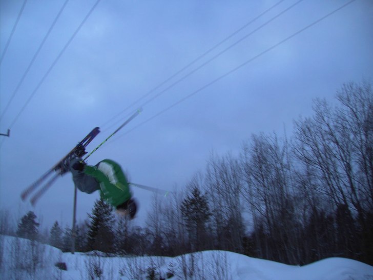 Backflipen här då... Foto: Erik Eriksson. Åkare: Jag.