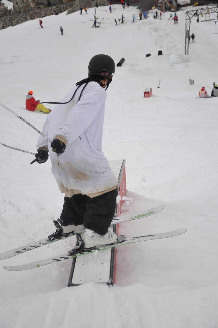 Foto: Robin Gällner. Åkare: Jens Nilsson.