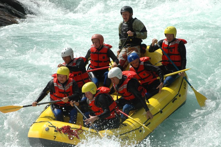 vaske maskinen sjoa på väg till stryn http://www. Foto: sjoa rafting. Åkare: VI.