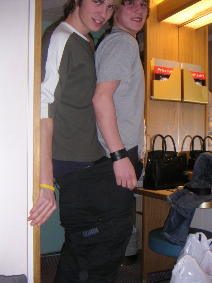 Skid brallorna ska vara stora.. 
. Foto: Gm crew. Åkare: "M"&"KÅÅ".