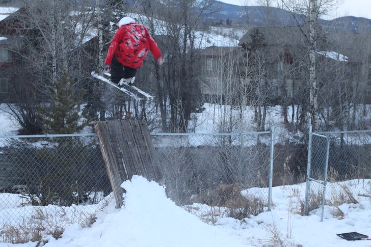 backyard setup. Foto: greg kennagh. Åkare: Gustav Edvall.