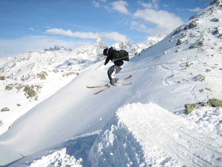 bosse sätter en 360 på en BC kicker som vi gjord. Foto: Nicklas Haglund. Åkare: Bosse liljefors.