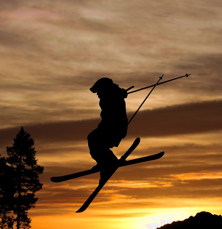 Testade att fånga effekten i motljuset.

Mycket. Foto: Tobias Hannu. Åkare: Anton Törnblom.