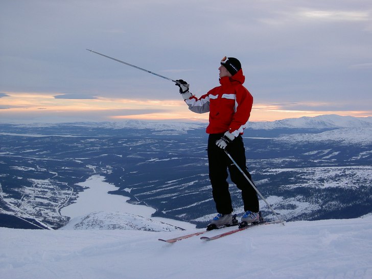 Nyårshelgen... Min kompis Nicke blickar ut från . Foto: Jens Ahlstrand. Åkare: Nicke Linderoth.