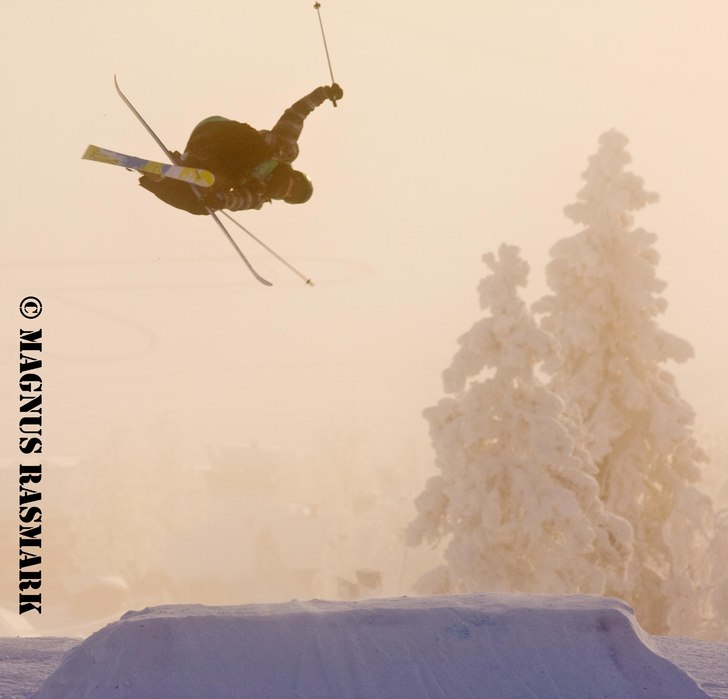 Nåt coolt som han stompade.... Foto: Magnus Rasmark. Åkare: Tobias sedlacek.