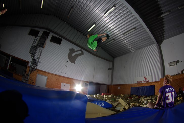e'dolloflip 900 har jag hört att det heter... Foto: Björn Rosengren. Åkare: Joakim Croy.