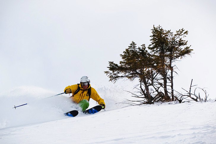 Snön fortsätter att dumpa ner i Engelberg. . Foto: Martin Pålsson. Åkare: Johan Persson.