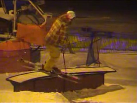 Bild tagen ur film, men det är iaf c-rail.. Åkare: Björn kling.