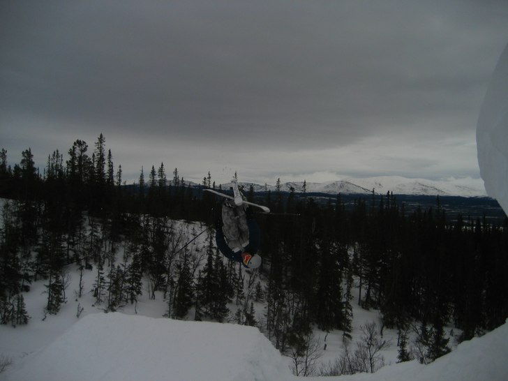 Foto: Niklas Malmsten. Åkare: Fredrik Malmsten.