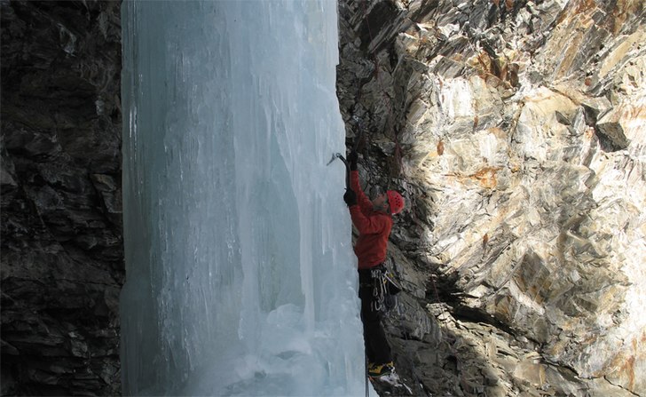 Sista replängden på en av mina bästa turer som . Foto: Alexei. Åkare: Christian på en av sina topp fem klätterdagar.