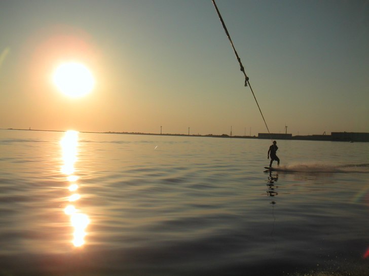 såååå underbar wakeboard dag!!!. Foto: NILS-oscar lagneus. Åkare: Arvid Larsson.