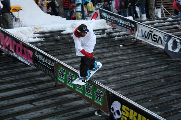 Frontline Railjam 2009

Vad heter denne åkare?. Foto: Jocke L. Åkare: DC Rider unknown....