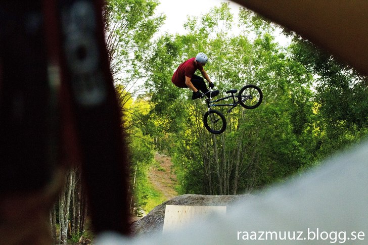 Mer bilder på raazmuuz.blogg.se. Foto: Rasmus Viktorsson. Åkare: Jacob Nedler.