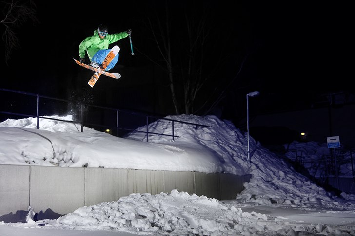 Vi bestämde oss för att köra något, hittade en. Foto: Niklas Sundin. Åkare: Benno Persson.