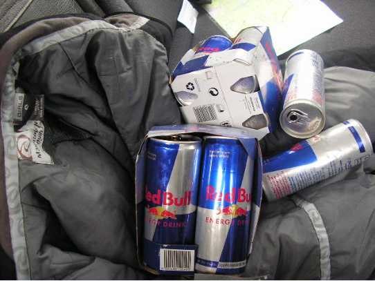 Va på väg på skid resa med joar och drack lite;. Foto: Simon Lindberg. Åkare: Red Bull.