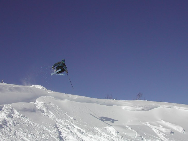 Det var ett skutt med skön känsla. Foto: Magnus Rölin. Åkare: Martin Persson.