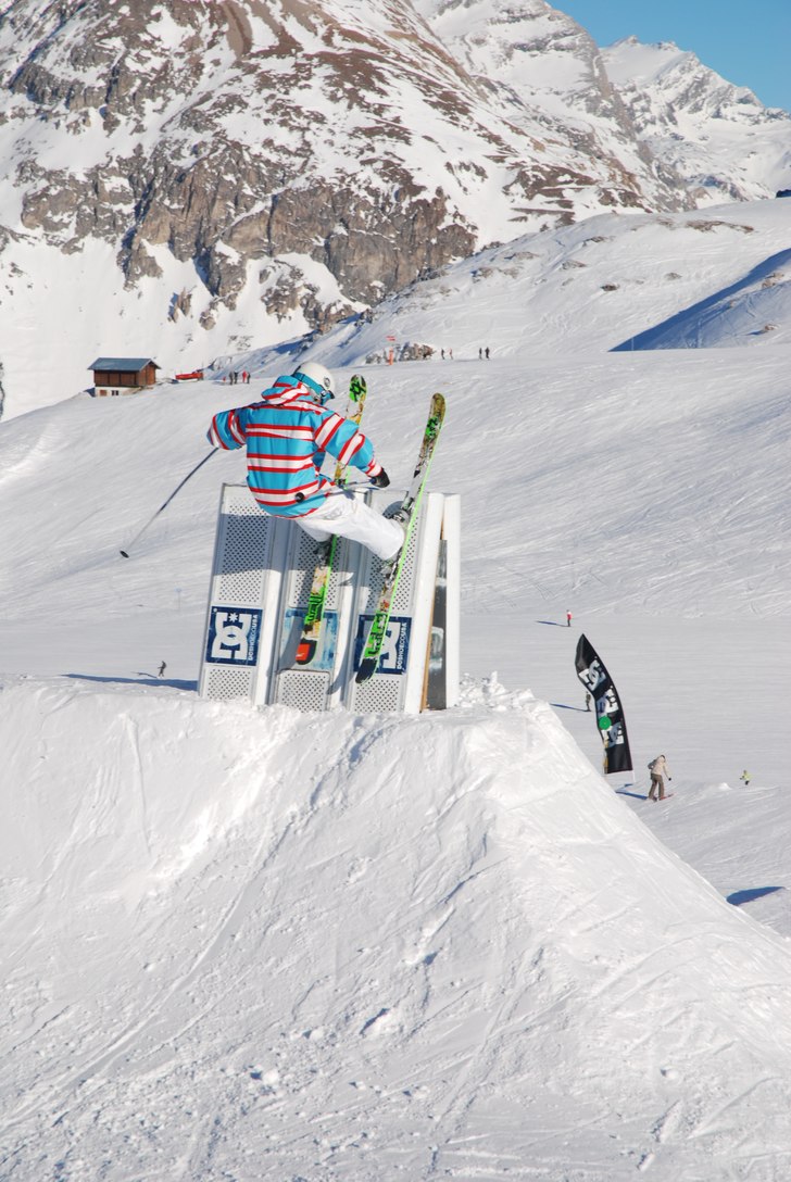 Leker lite i Parken. Foto: Magnus Karlsson. Åkare: Oscar Wessmark AKA: ODG.