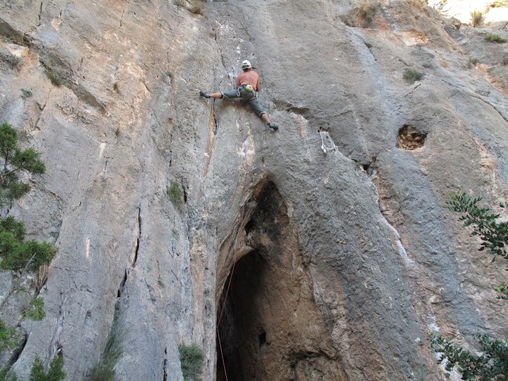 Ojo di Odra, 6c i Sella.. Foto: Erik Samuelsson. Åkare: Patrik Josefsson.
