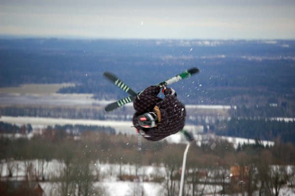 D-spin 7 Tail. Foto: Johan Hellman. Åkare: Henrik Gustafsson.