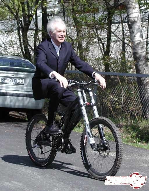 Man ska alldrig ta och sluta.... Foto: old. Åkare: mr Egon.