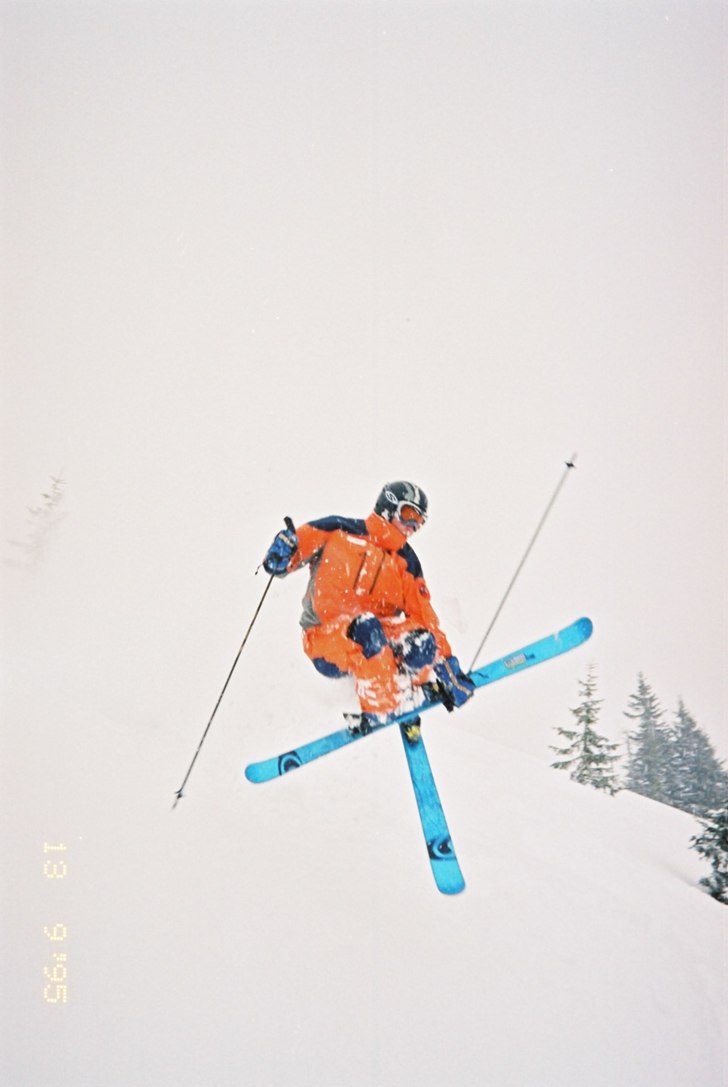 Hoppa kan han oxå. Foto: Christoffer Olsson. Åkare: Fredrika Ifvarsson.