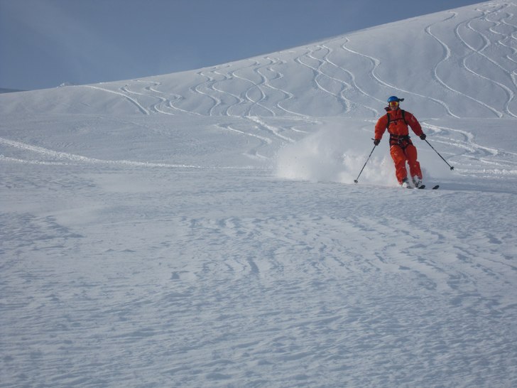 Lägger på en växel ned till vispen.... Foto: Hannes Palm. Åkare: Carl Edin.